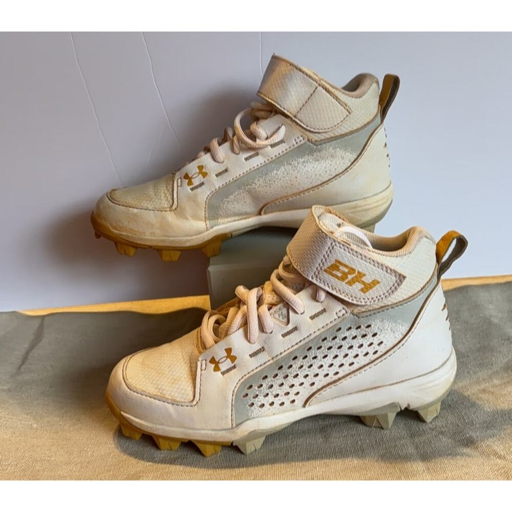Under Armour Kids Cleats US 2.5Y High-top Rubber Cream Gold - Picture 5 of 9
